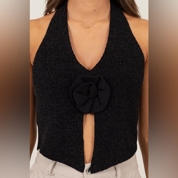 20B. Halter Knit Flower Top - Black - Picture 3 of 5